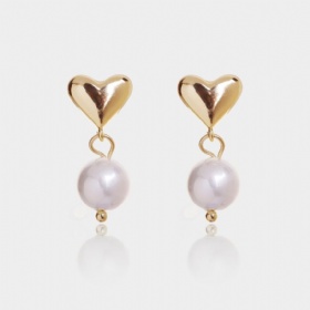 Heart Pearl Dangling Earrings
