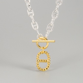 Pig Nose Chain Toggle Necklace